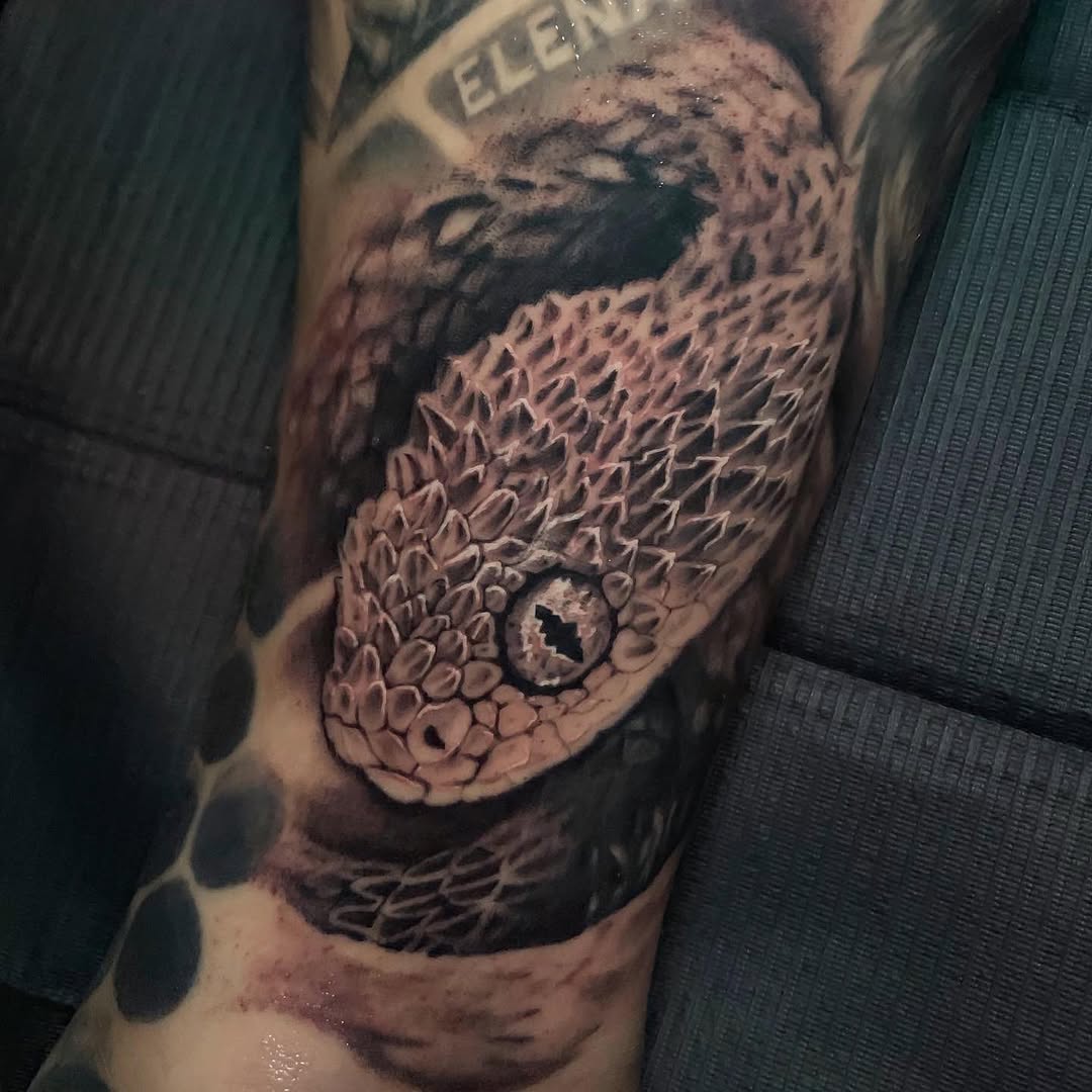 heart-tattoo-tatuajes-estilo-realista-04 Tatuaje realista